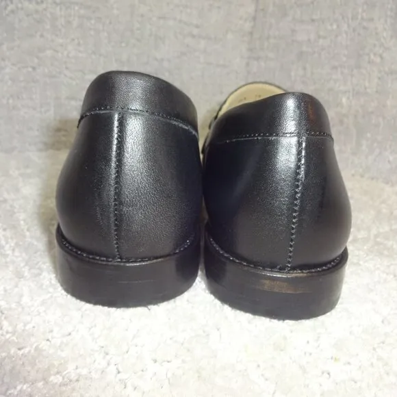 Regina Romero Judy Women’s Size 7.5 Black Leather Luxurious Slip-On Loafer Shoes