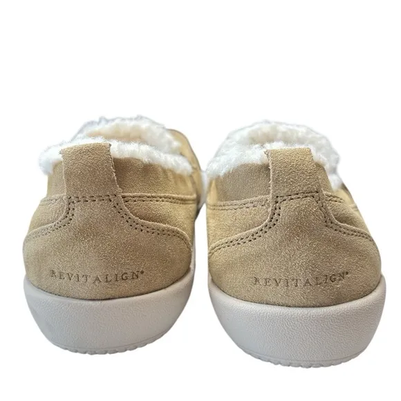Revitalign Orthotic Rio Shearling Lined Suede Loafers Womens Shoe Size 7 Beige