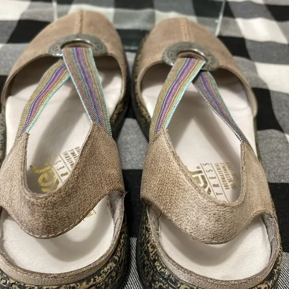 Rieker Daisy Antistress Slingback Closed Toe  Leather Shoes Size 39/8.5-9