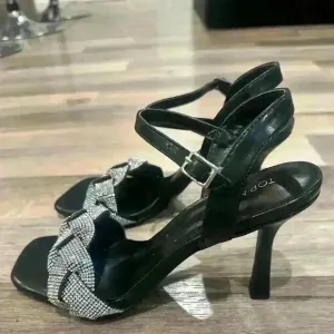 Roadie Sz  7.5 Women's Braided Mid Heel Rhinestone Stiletto Sandals