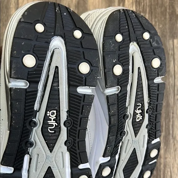 RYKA White Athletic Shoes with Breathable Mesh and Cushioned Sole