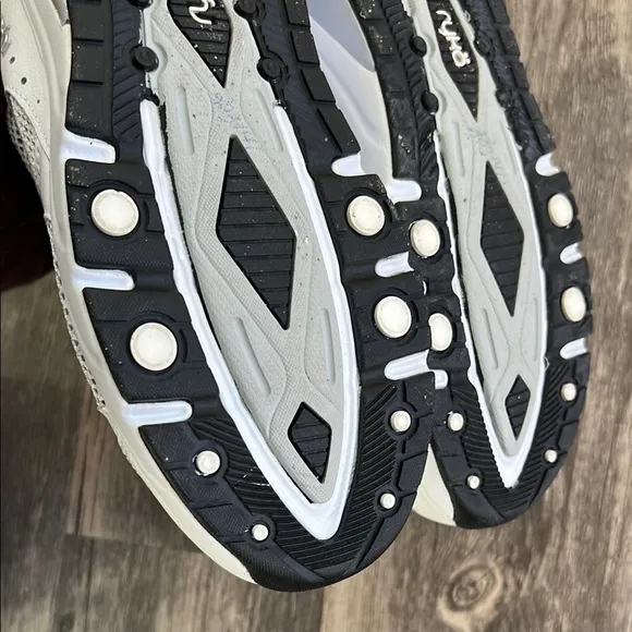RYKA White Athletic Shoes with Breathable Mesh and Cushioned Sole
