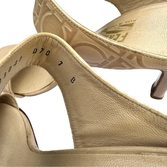 Salvatore Ferragamo Beige Signature Pattern Leather Heeled Buckle Sandal Women’s