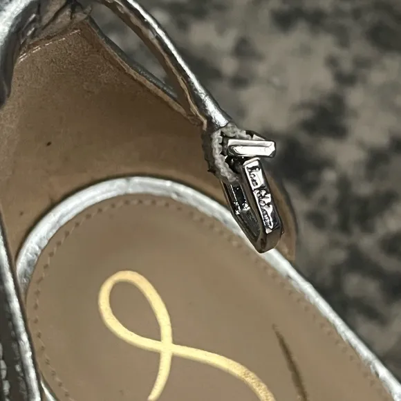✅SAM EDELMAN Yaro Ankle-Strap Metallic Leather Sandals