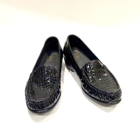 SAS Black Croc Print Loafer Shoes Size 9 AAA