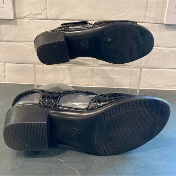 SAS sz 7.5 Suntimer Heel Strap Sandal black patent croc