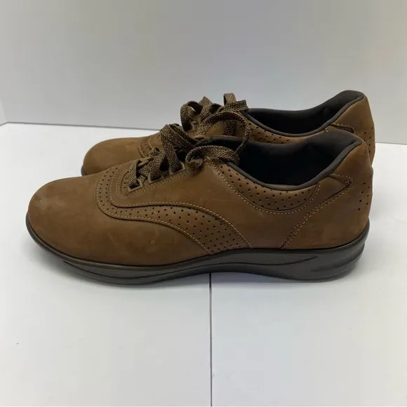 SAS Walk Easy Shoes Women's 9.5N Brown Nubuck Leather Low Comfort Walking