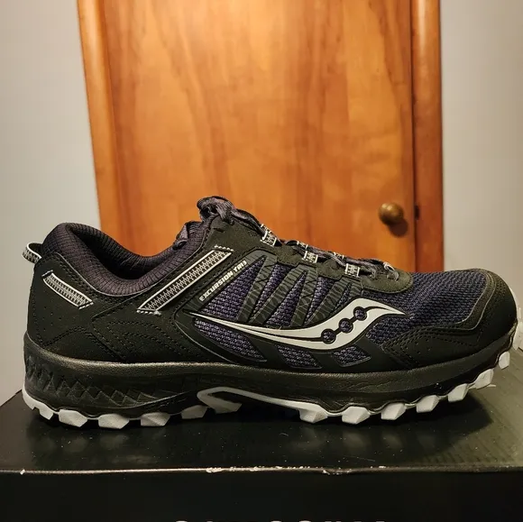 Saucony Men's Black and Gray Running Shoes