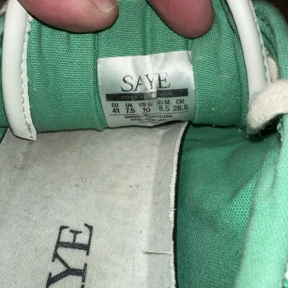 SAYE Modelo '89 Icon  Cactus Cream Green Sneakers Shoes Vegan Leather Size 10.