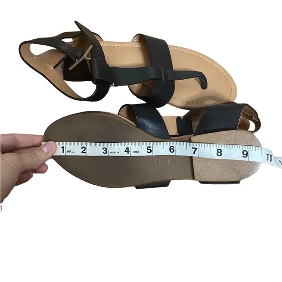 SEE BY CHOLÉ BLACK THONG SANDALS SIZE 39 EU / SIZE US 8