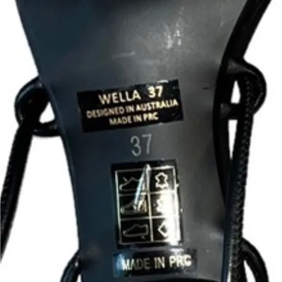 Senso- Women’s Wella-Ebony Black square-toe sandals open toe, mid heel, leather.