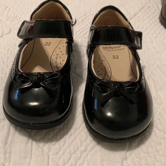 Set of 2 Pediped Isabella Mary Jane Shoes