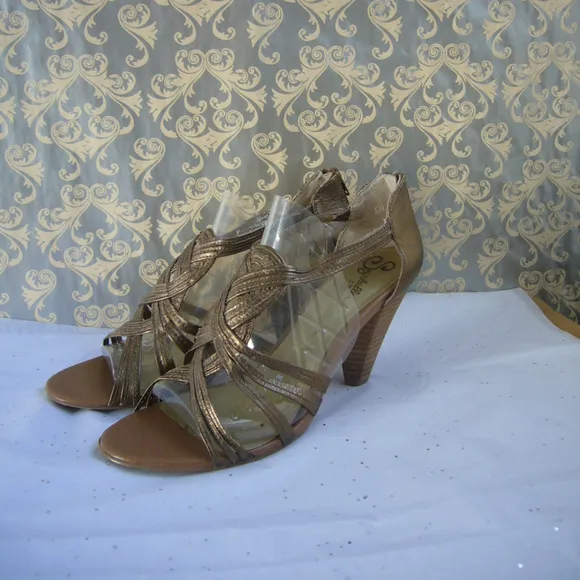 Seychelles Gold Cone Heel Sandal -Back Zip 9.5 M