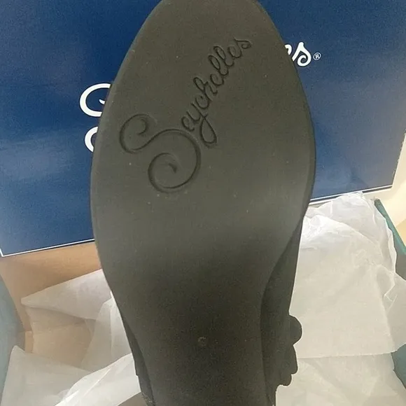 Seychelles Sightseeing Suede Slingback Heel Sandal