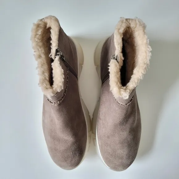 Seychelles Winded Sneaker Boot - taupe suede