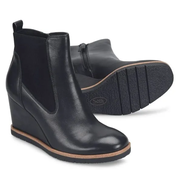 Söfft Monica black leather wedge boots sz 7 nwb