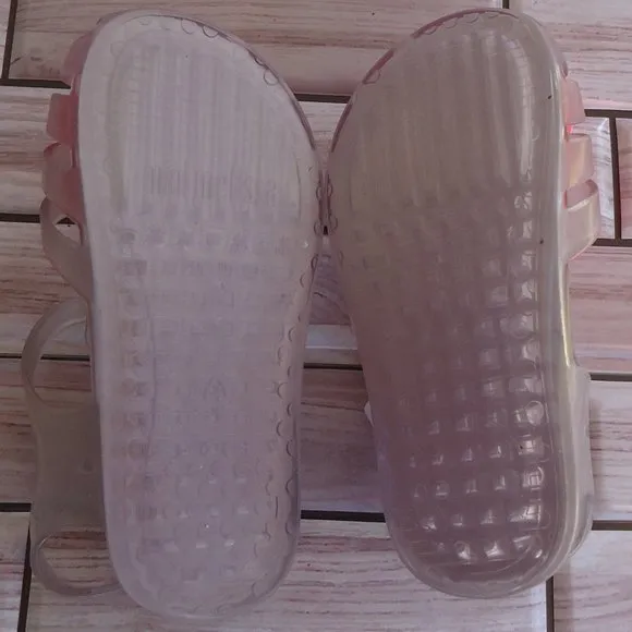 SIZE 3. Mini Melissa girl's jelly sandals.