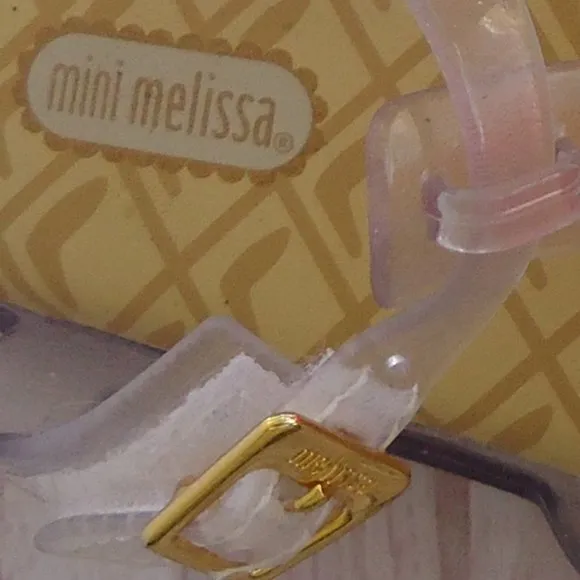 SIZE 3. Mini Melissa girl's jelly sandals.