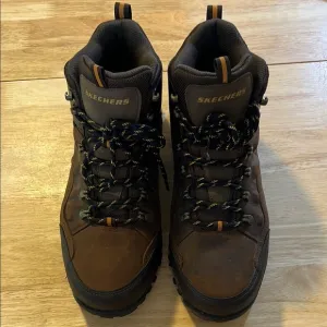 Skechers Brown and Black Outdoor Boots with Ankle Support.  Waterproof, orthotic
