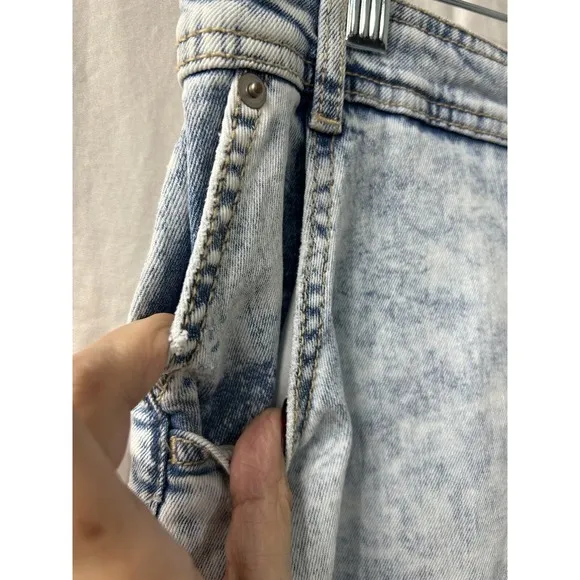 Skort Skirt Shorts Light Acid Wash Size 17 Denim Blue Jean No Boundaries NOBO