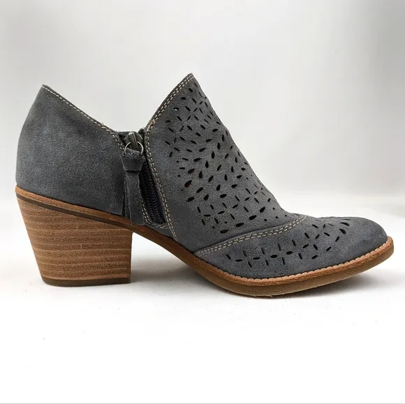 Sofft Amberly Laser Cut Suede Booties Side Zip Block Heel Boho Western Blue 8.5