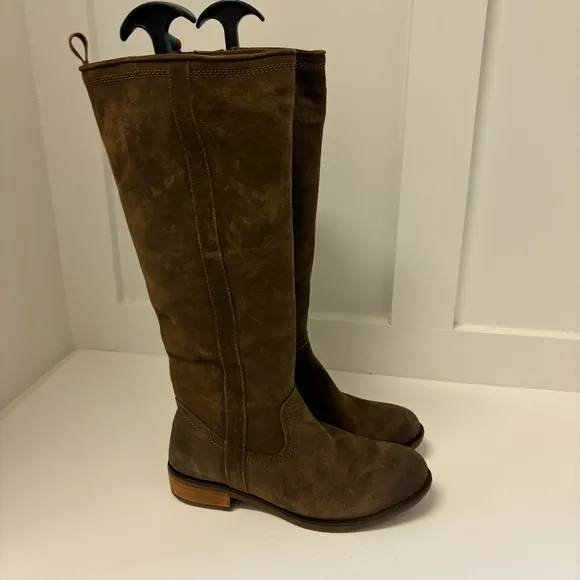 Sofft Bluma Knee High Boot Distressed Suede Sz 6M