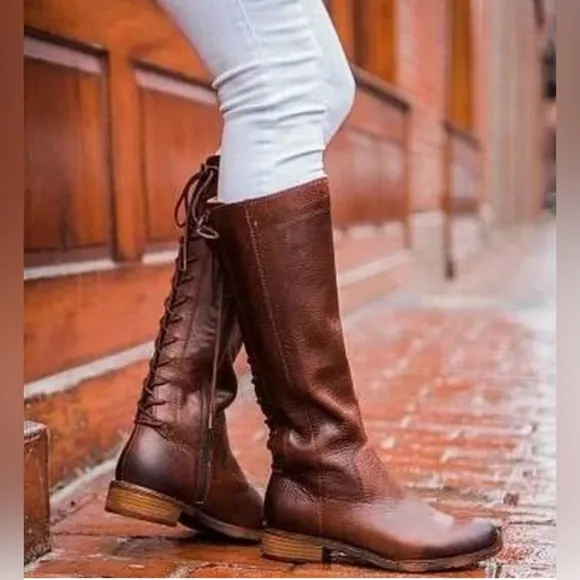 Sofft Sharnell Women's 8M LeatherTall Lace Up Riding Boots.