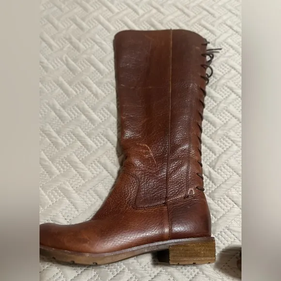 Sofft Sharnell Women's 8M LeatherTall Lace Up Riding Boots.