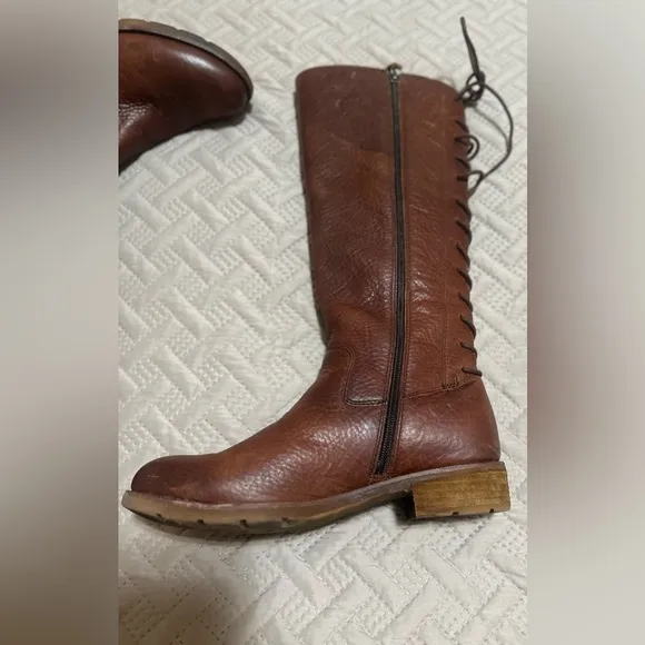 Sofft Sharnell Women's 8M LeatherTall Lace Up Riding Boots.