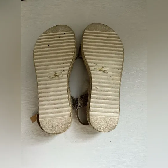 SoHo Elite Sandals open toe Espadrille Snake Skin size 8