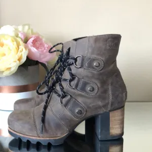 Sorel Addington Lace-Up Ankle Boots