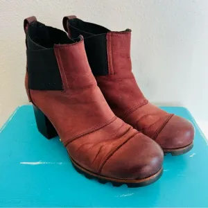 Sorel Cattail Addington Leather Chelsea Boots Size 9.5