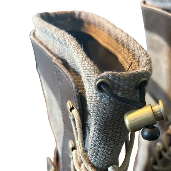 Sorel Conquest Carly woman’s boot size 7