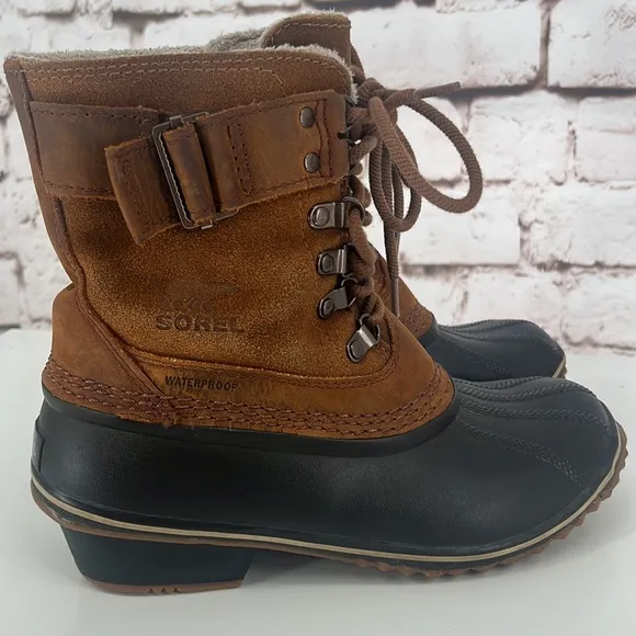 Sorel “Fancy Lace II” Boots, Size 7