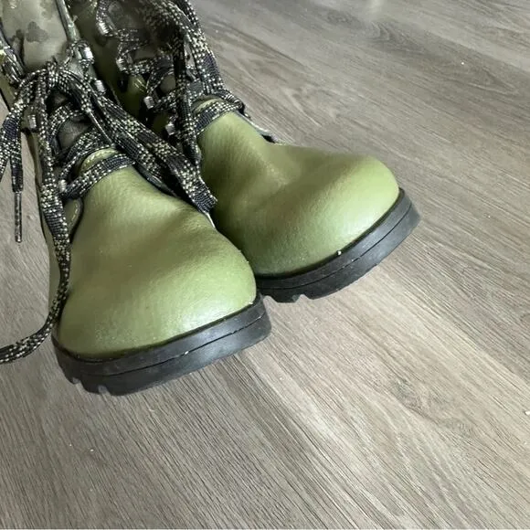 Sorel Kid's Unisex Emelie Conquest Lace Up‎ Combat Moto Boots Size 3