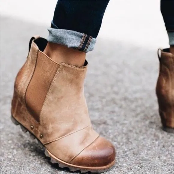 Sorel Lea Wedge Leather Distressed Waterproof Boots Elk Size 7.5