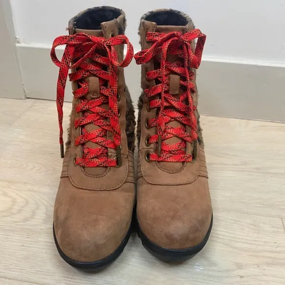 Sorel Lexie Faux Fur Leopard Wedge Boots 6.5 Cognac Brown Red Laces Boho Combat