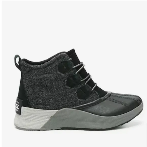 SOREL Out N About III Duck Boot Classic Boots black size 5.5 $130 new /no box