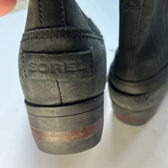 Sorel Women's Lolla Chelsea Boots (Black Suede) 7 Never worn outside