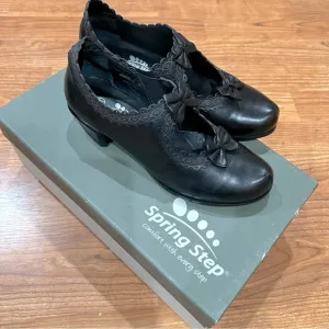 Spring Step Jezebel leather shoes.