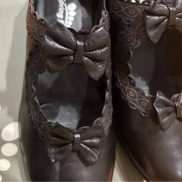 Spring Step Jezebel leather shoes.