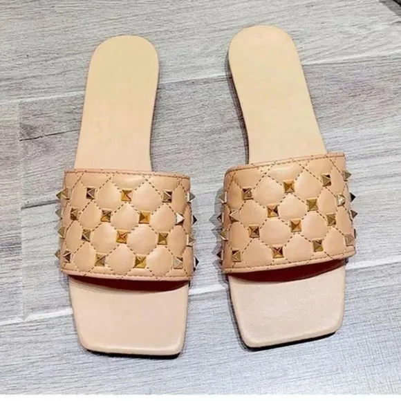 Square Toe Quilted Studded Beige Sandals Size 9.5