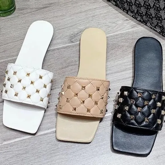 Square Toe Quilted Studded Beige Sandals Size 9.5