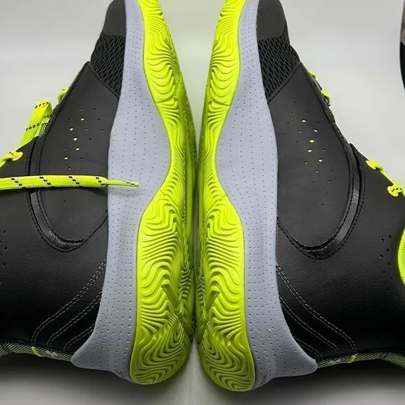Steph Curry UNDER ARMOUR 3Z6 BASKETBALL SHOES- Men 10 NWB-3025090 001