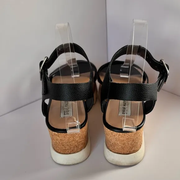 Steve Madden &quot;KEYKEY&quot; Black Platform Sandals, Open Toe, Lug Sole Women's Size 8