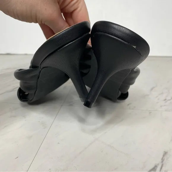Steve Madden Athena Black Faux Leather Heeled Sandal 7M