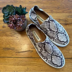 Steve Madden snakeskin slip on sneakers size 8.5
