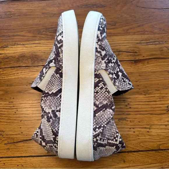 Steve Madden snakeskin slip on sneakers size 8.5