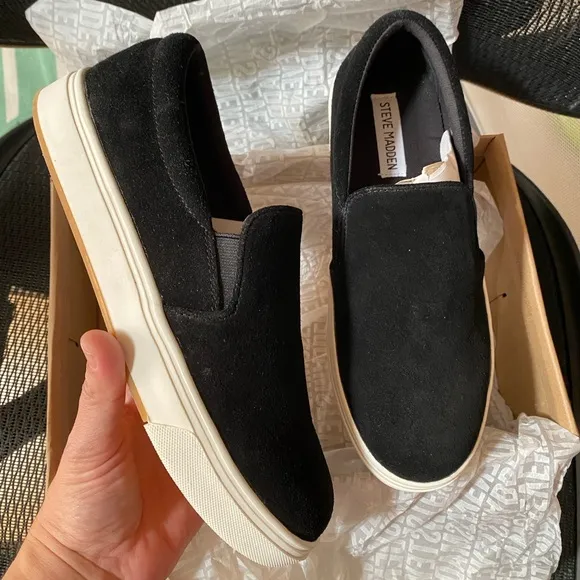 STEVE MADDEN Suede Slip On Shoes