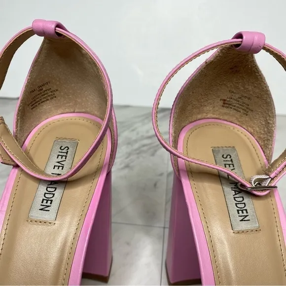 Steve Madden Tiaa Square Toe Pink Leather Block Heel Sandal 10M